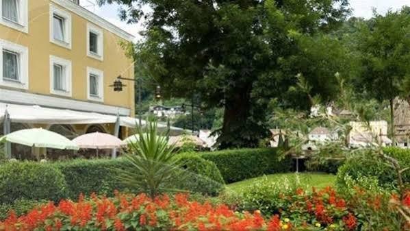 Hotel-restaurant Am Paulusbogen 4*